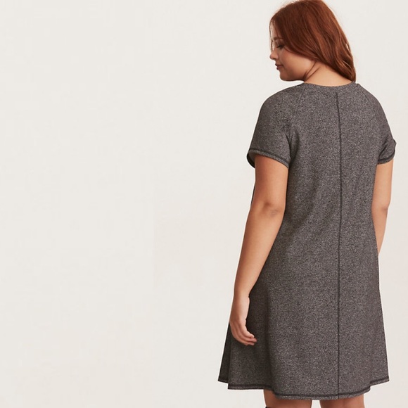 Torrid🐺grey short sleeve shift swing dress Sz 2 - Picture 3 of 8